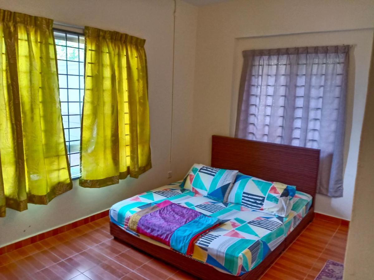 Sunshine Bay Resort Port Dickson Exterior foto