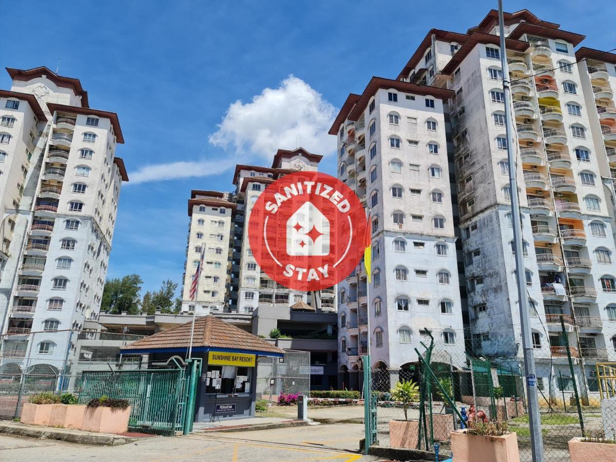 Sunshine Bay Resort Port Dickson Exterior foto