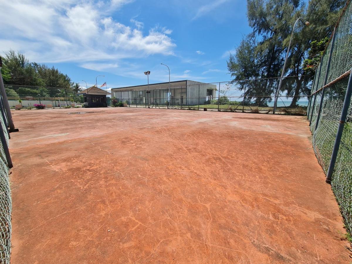 Sunshine Bay Resort Port Dickson Exterior foto