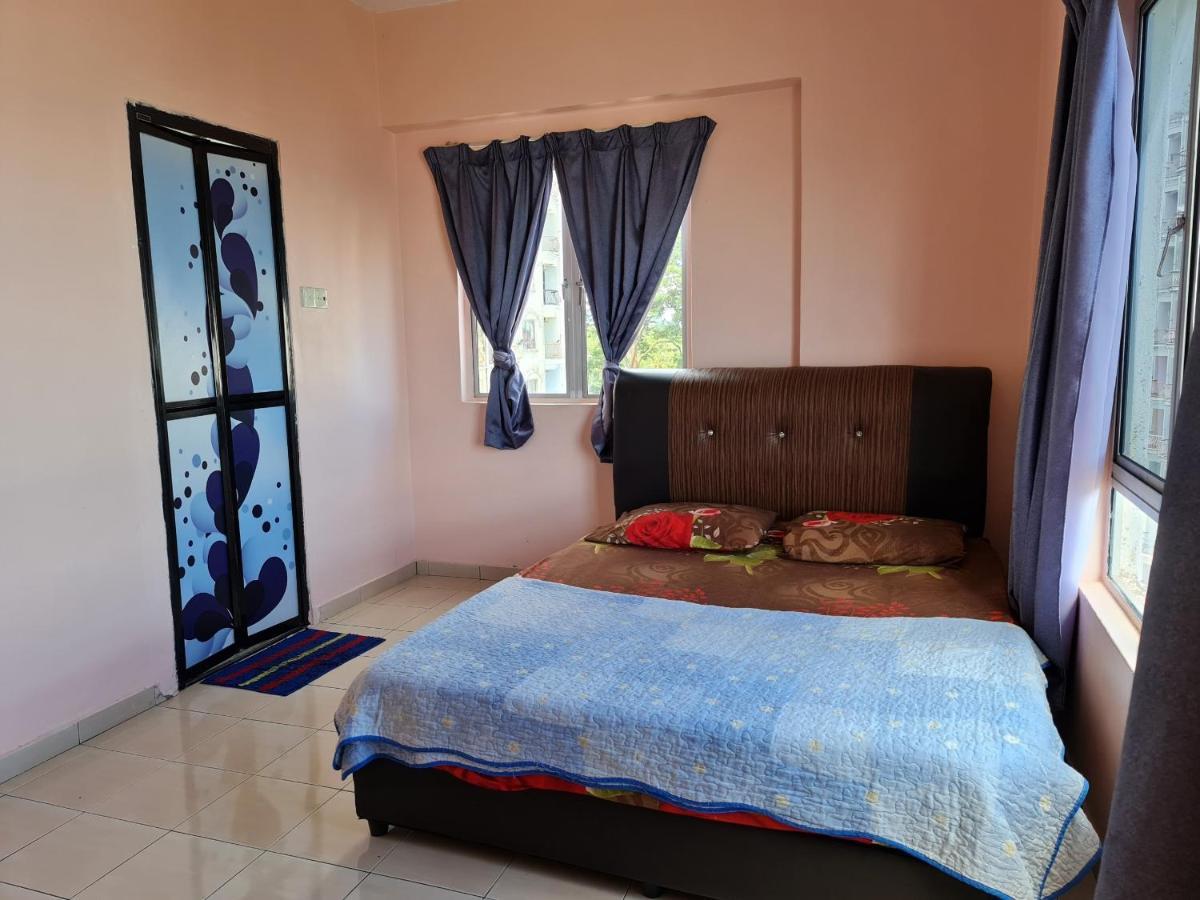 Sunshine Bay Resort Port Dickson Exterior foto