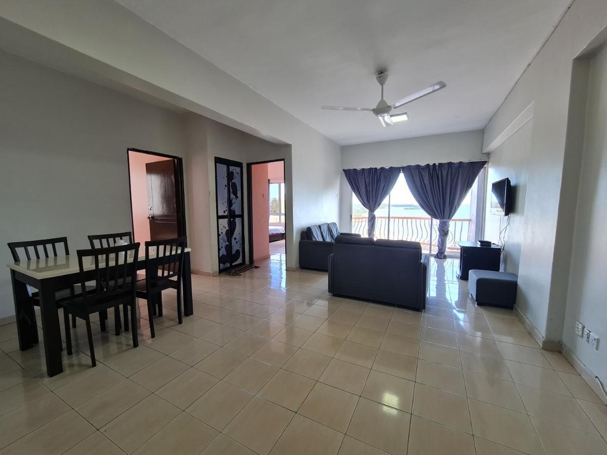 Sunshine Bay Resort Port Dickson Exterior foto